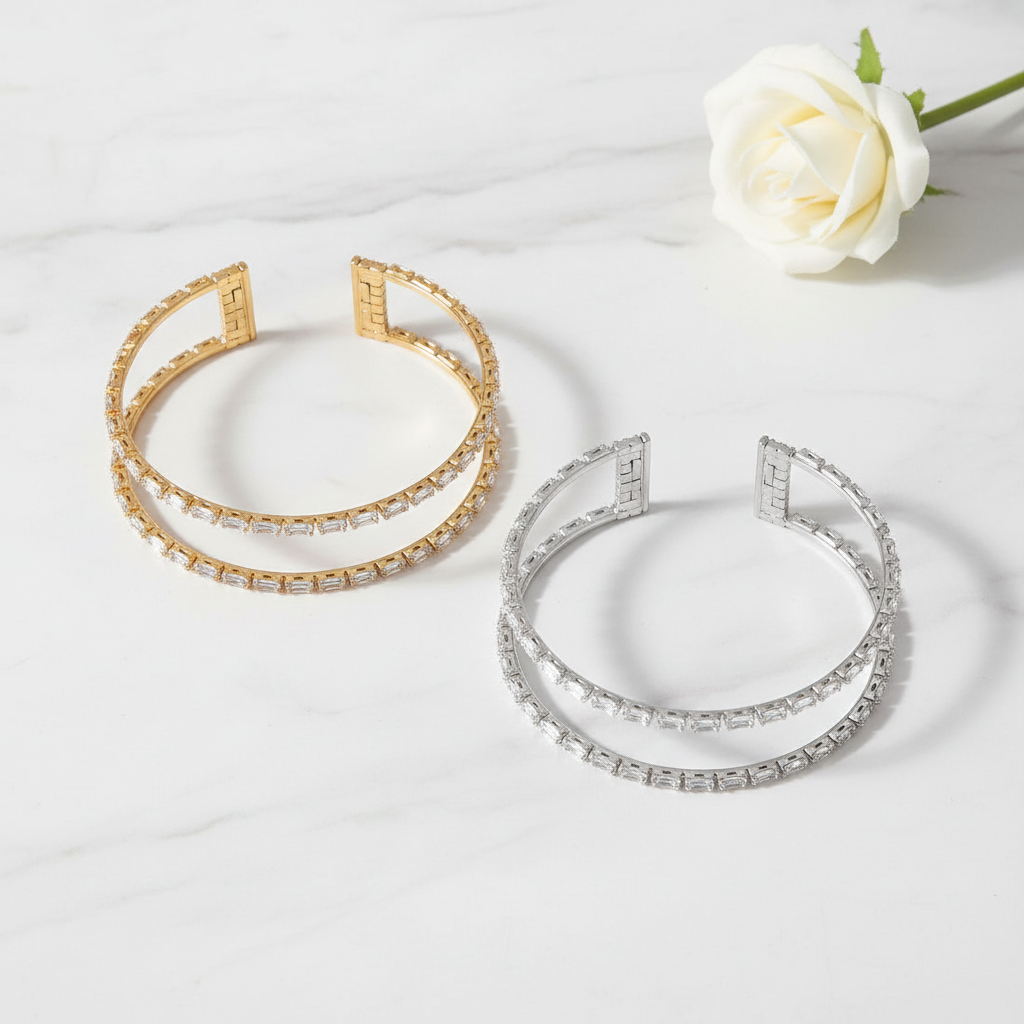 Minimal Flat Lay - Complete Bracelets