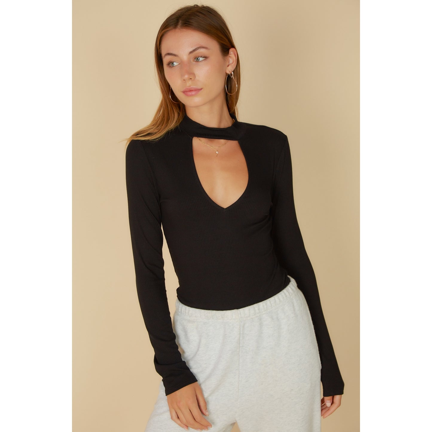 Deep V Choker Neck Long Sleeve Ribbed Bodysuit – Black