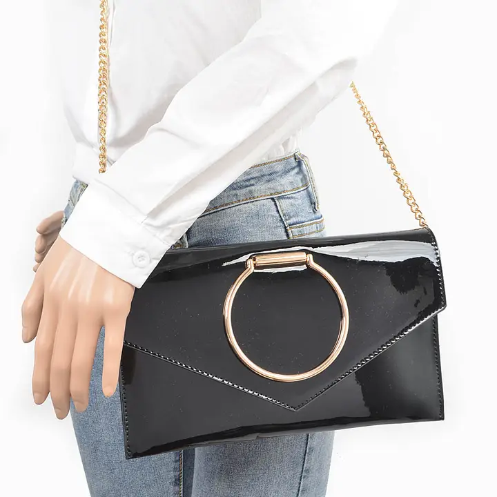 Faux Patent Clutch w/Metal Handle