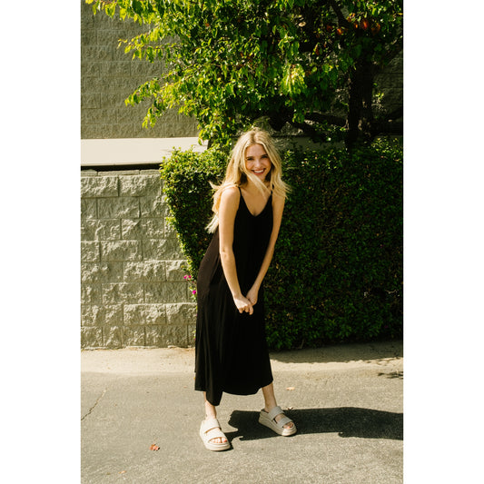 Black Wide-Leg Jumpsuit – Super Soft Oversized Fit with Pockets