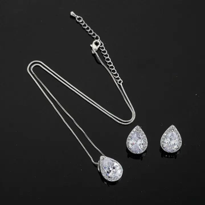 Teardrop CZ Jewelry Set – Necklace & Earrings