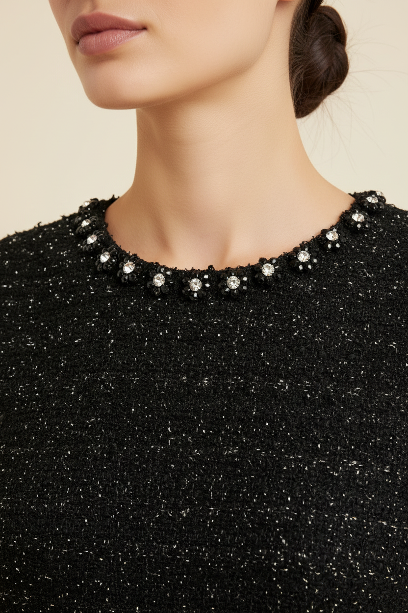 Collar Detail