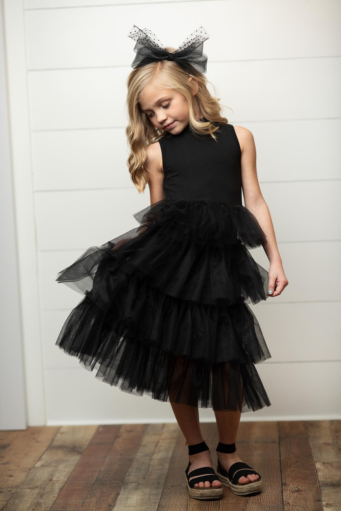 Girls' Black Tiered Tulle Party Dress with Ruffle Collar